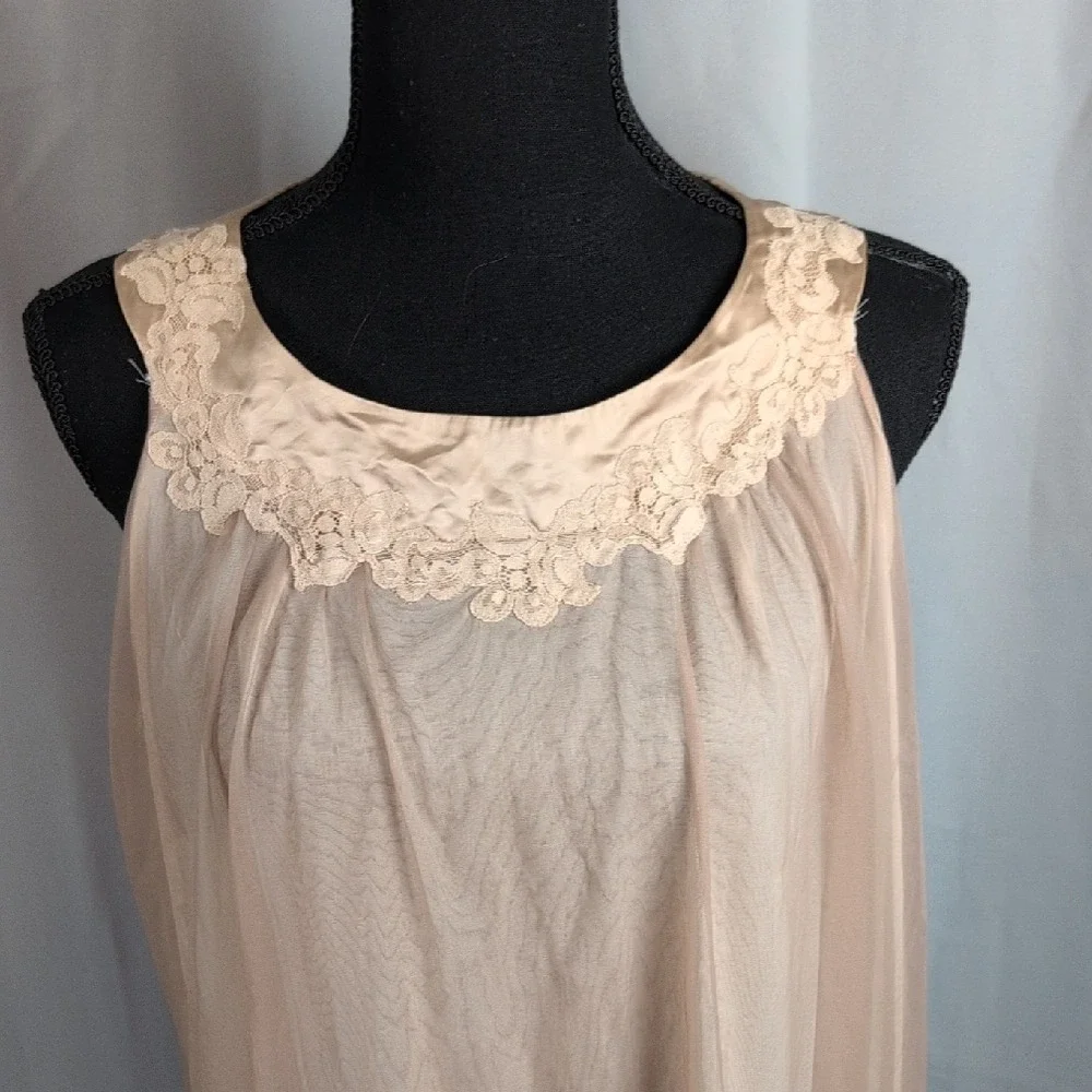 Gossard Artemis Vtg Sheer Nightgown Robe Set‎ Lace/Satin Trim Bridal Lingerie